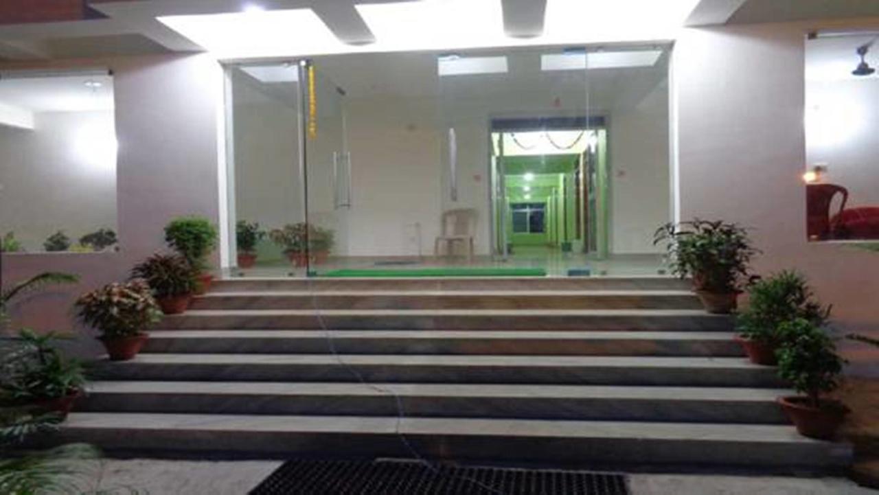 פורי Hotel Sands Bay מראה חיצוני תמונה