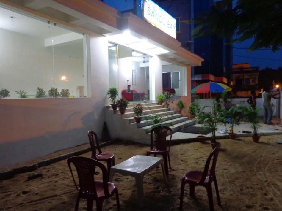 פורי Hotel Sands Bay מראה חיצוני תמונה